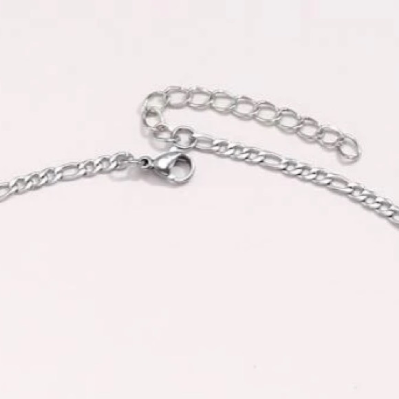 STAINLESS STEEL FIGARO FLAT CHAIN NECKLACE - Picture 3 of 4